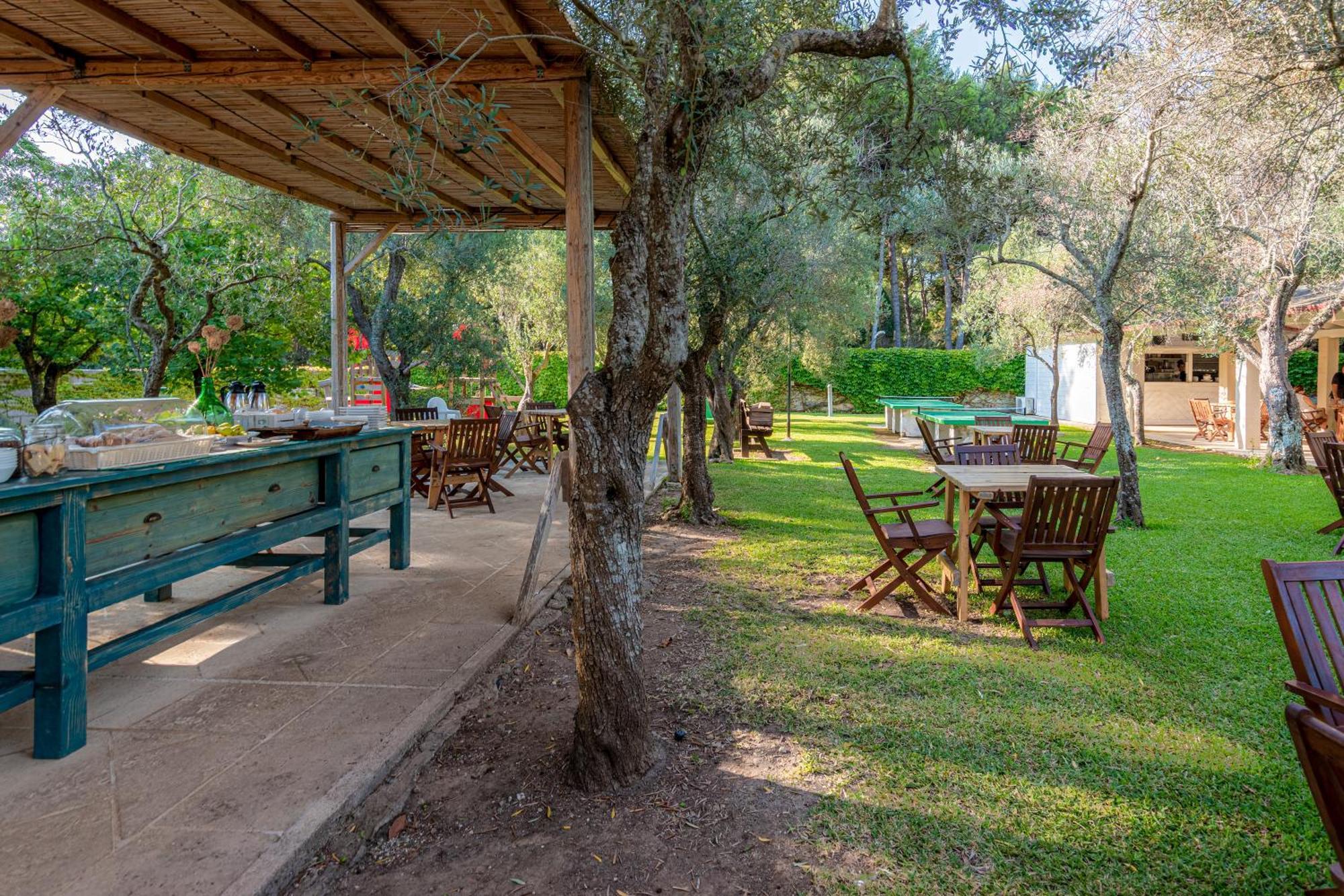 Bio Agriturismo Salos Alimini Exteriér fotografie